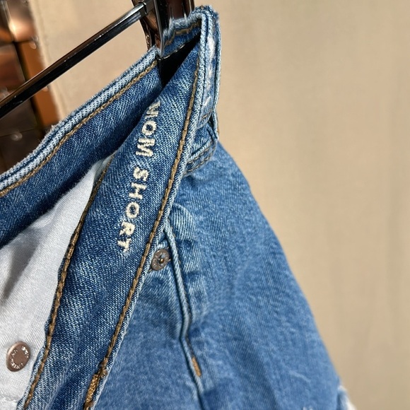 American Eagle Outfitters Medium Blue Wash Denim Jean Shorts w Pastel Florals 00 - Picture 11 of 11